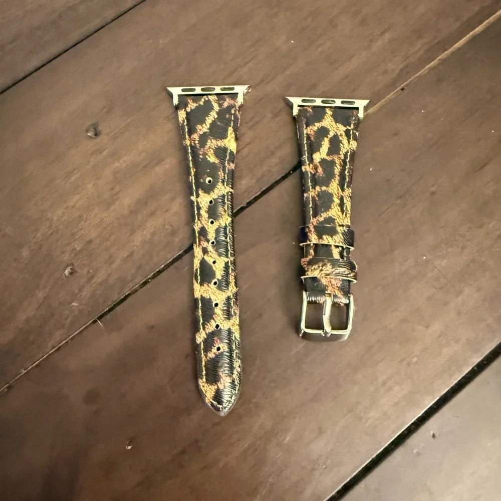 Leopard Print Apple Watch Band